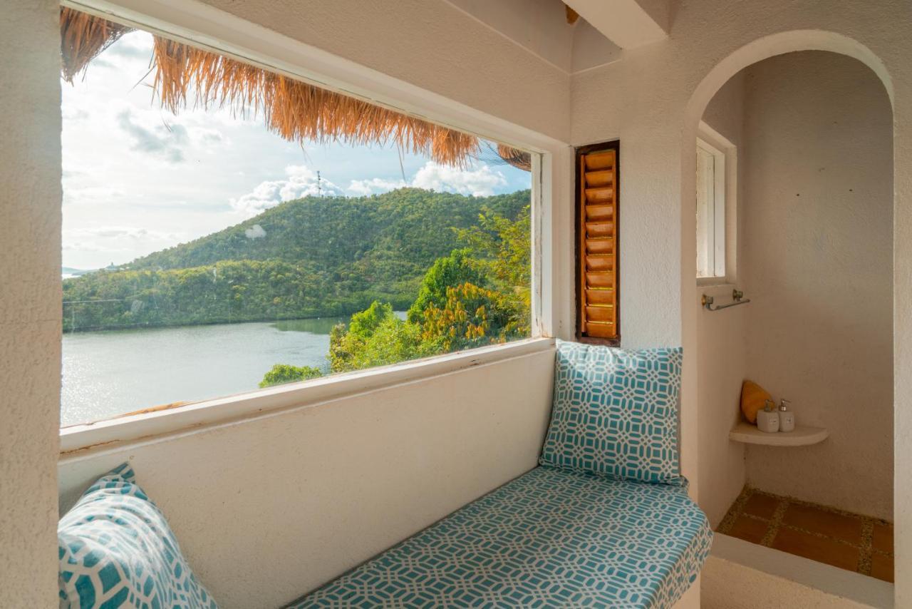 Marina Del Sol Resort & Yacht Club Busuanga Exterior photo